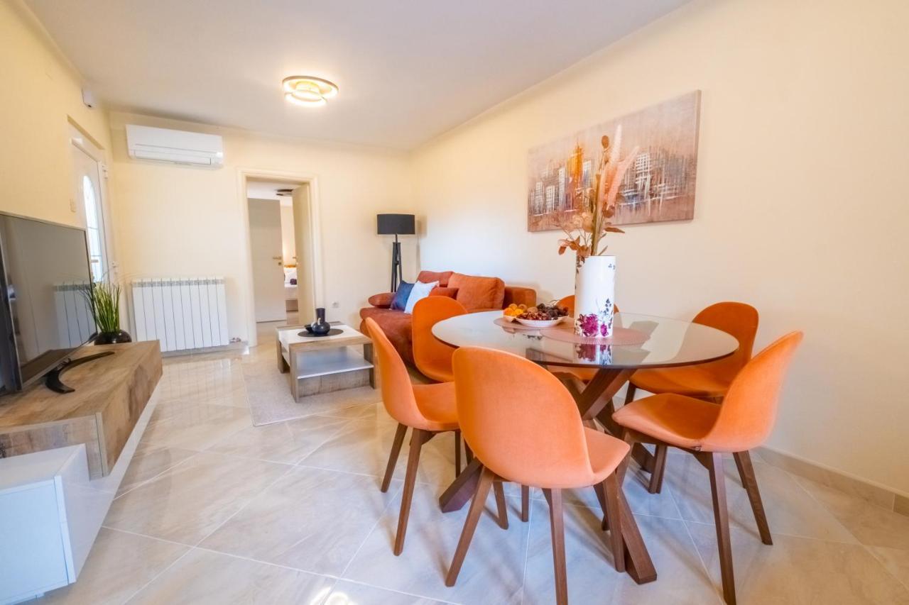 Apartments Laganini Novi Vinodolski Exterior photo